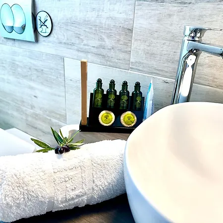 Almihauss - Adults Only