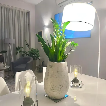 Almihauss - Adults Only