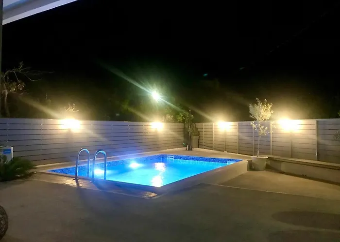 Almihauss - Adults Only 빌라 아판토우