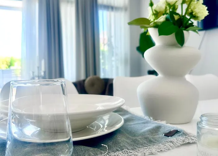 Almihauss - Adults Only 아판토우