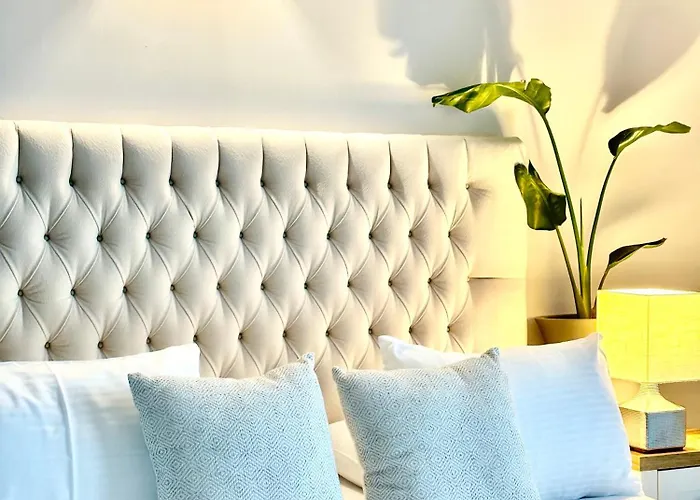 Almihauss - Adults Only * 아판토우