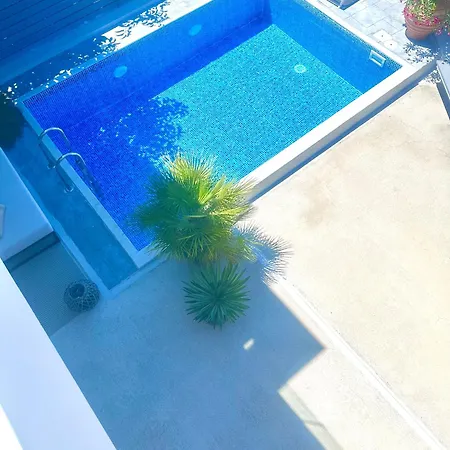 Villa Almihauss - Adults Only